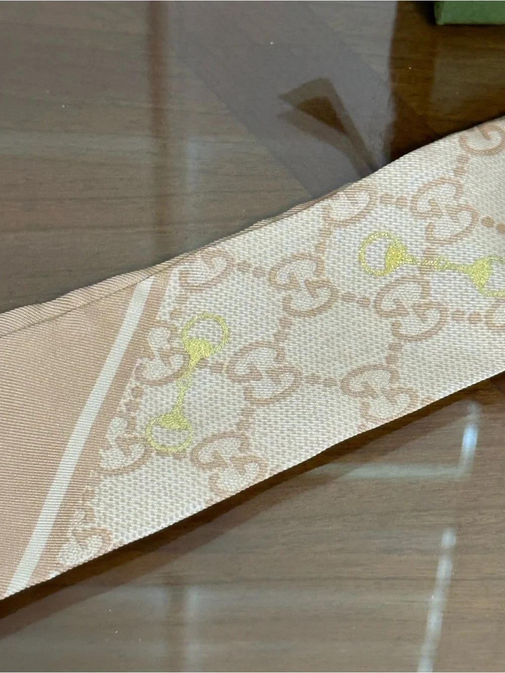 GUCCI GG Horse-bit Pale Pink Silk Twilly Scarf